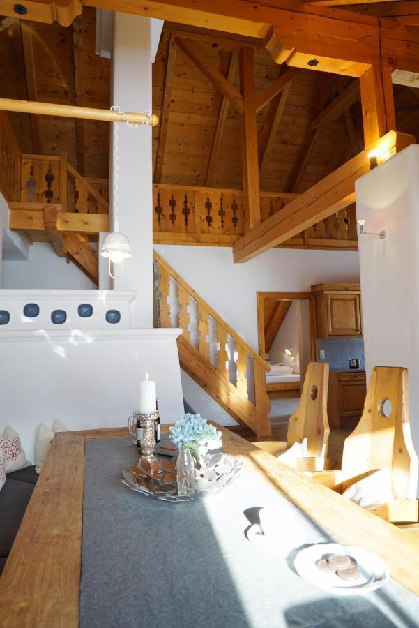 Ansitz Wirtsgut - Familienappartements In Den Bergen Леоганг Экстерьер фото