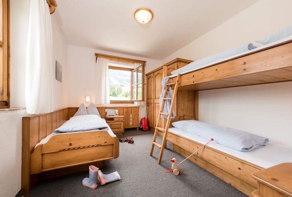 Ansitz Wirtsgut - Familienappartements In Den Bergen Леоганг Экстерьер фото
